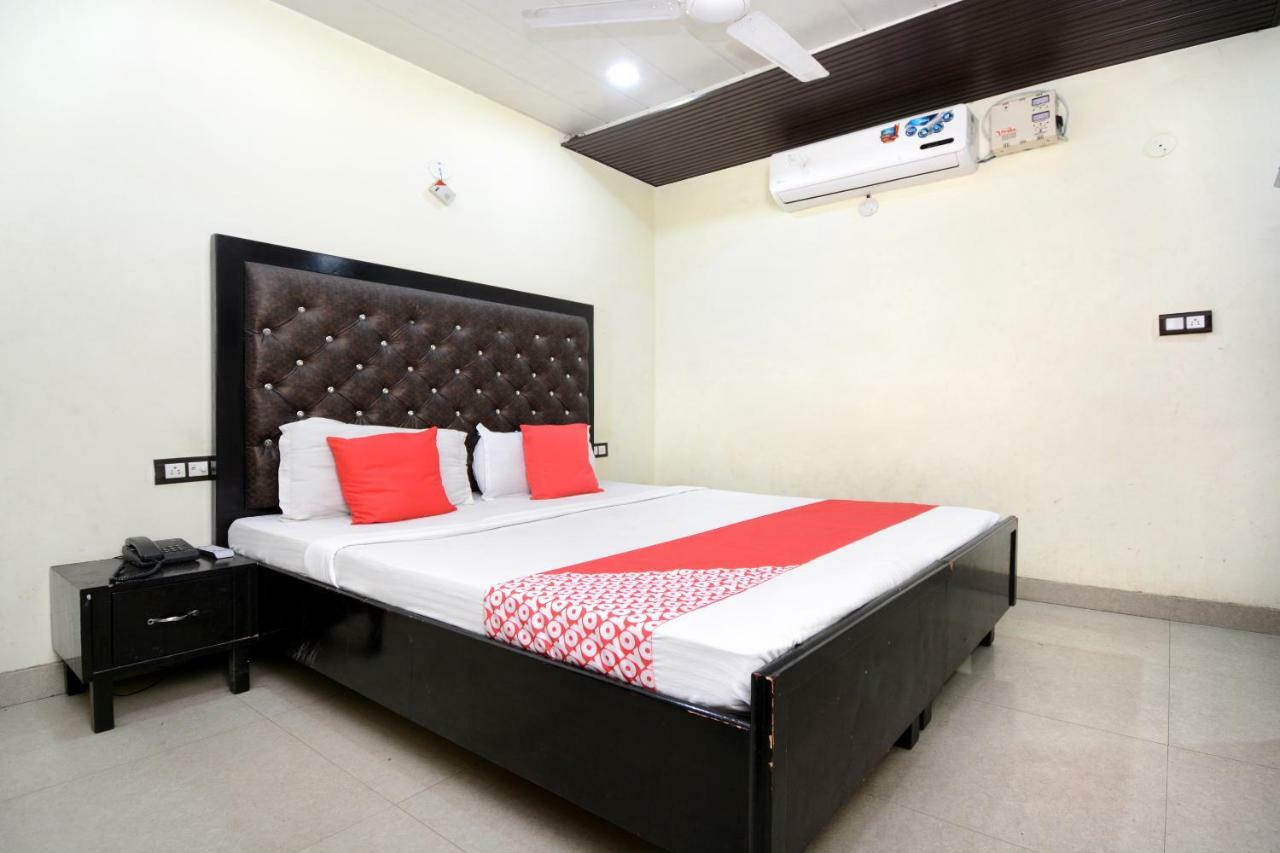 Oyo 29409 Hotel Best Sleep Inn Джаландхар Екстер'єр фото