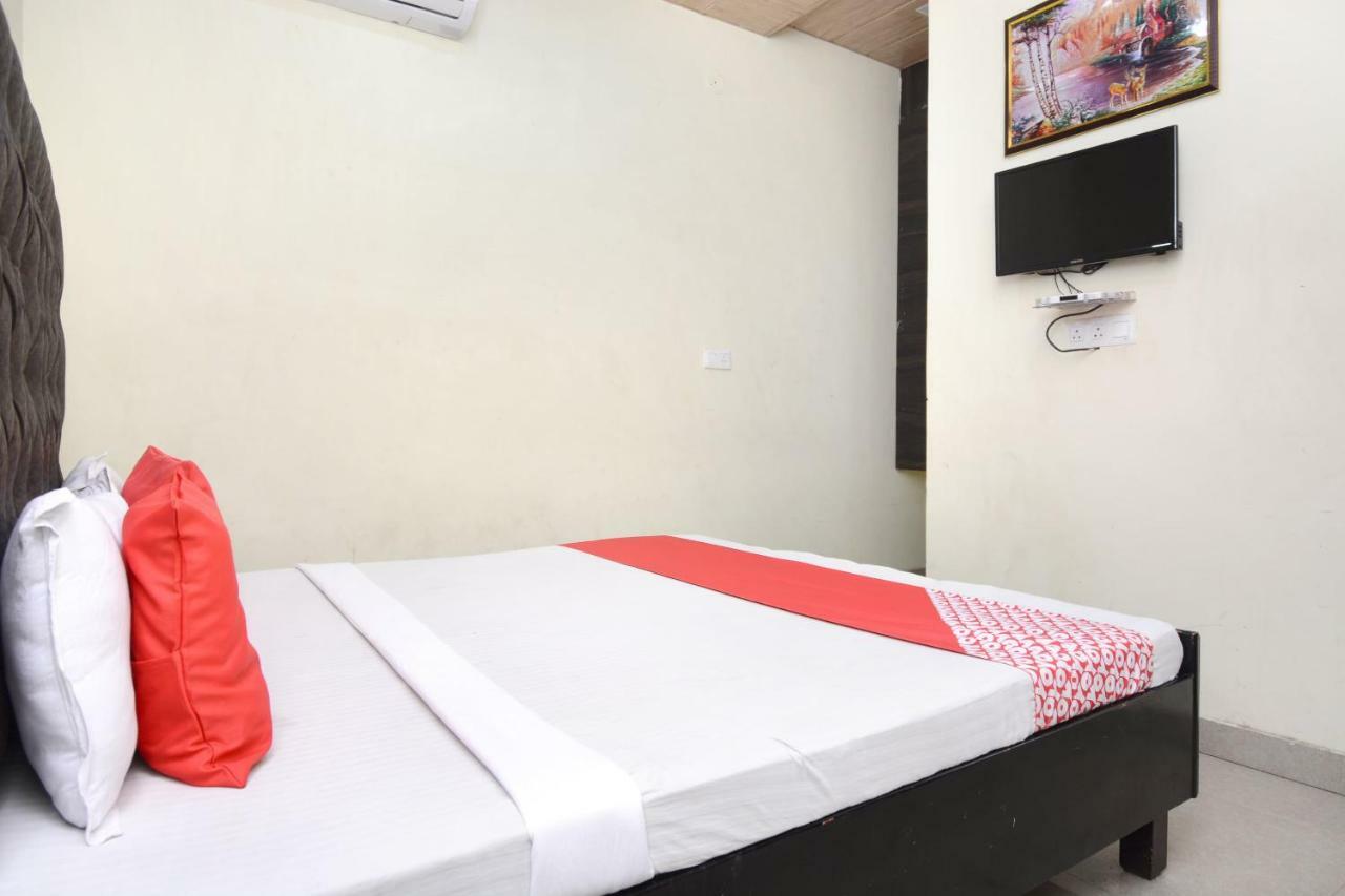 Oyo 29409 Hotel Best Sleep Inn Джаландхар Екстер'єр фото