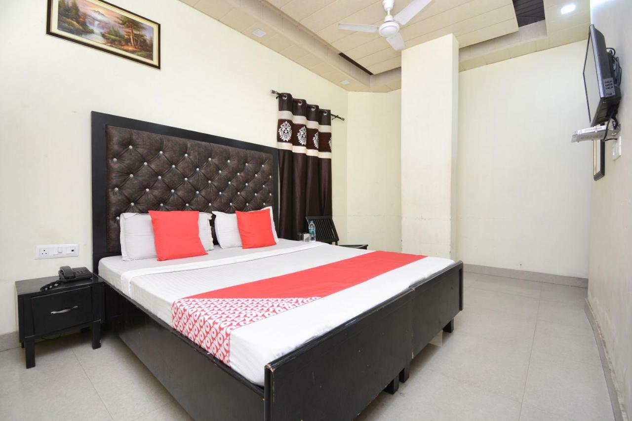 Oyo 29409 Hotel Best Sleep Inn Джаландхар Екстер'єр фото