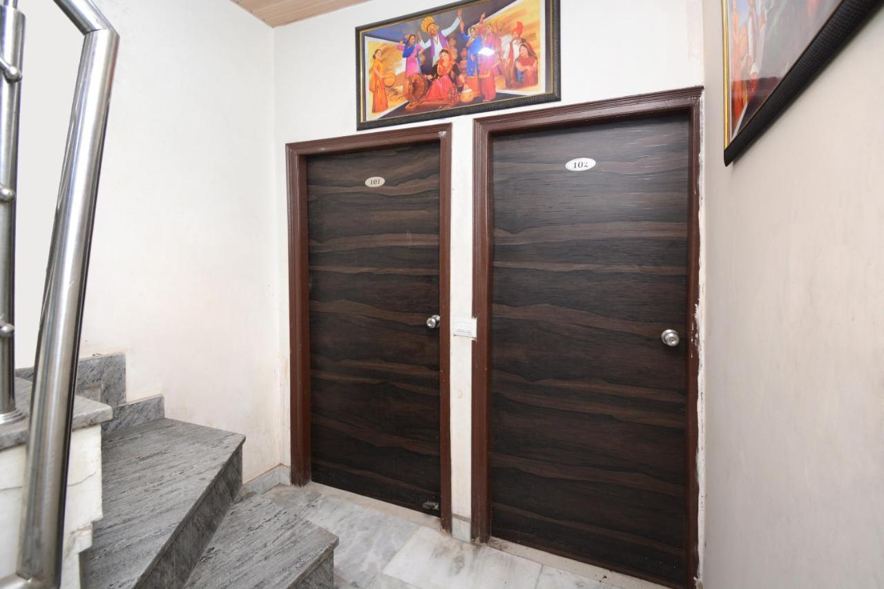 Oyo 29409 Hotel Best Sleep Inn Джаландхар Екстер'єр фото